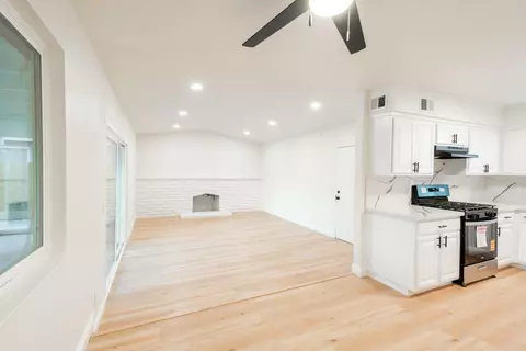 Living - 2612 Renn Ave, Clovis, CA 93611 photo 5 of 5