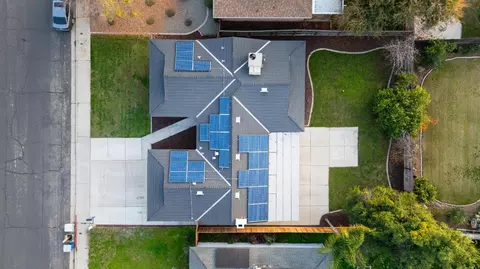 View/Area - 2612 Renn Ave, Clovis, CA 93611 photo 2 of 5