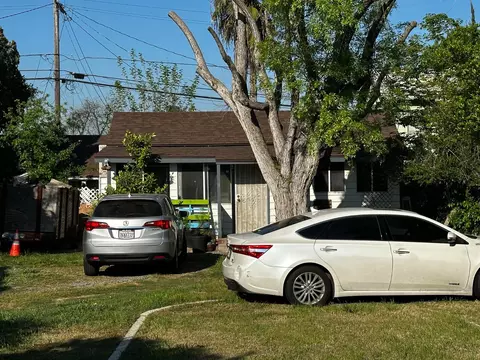 705 N Safford Ave, Fresno, CA 93728