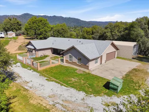 44908 Highway 49, Ahwahnee, CA 93601