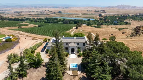 Other - 14215 Killarney Dr, Madera, CA 93636 photo 1 of 10