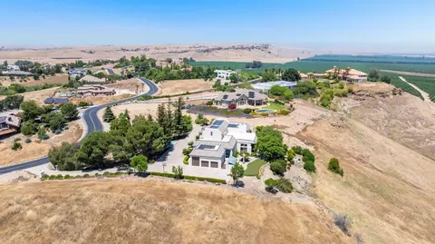 View/Area - 14215 Killarney Dr, Madera, CA 93636 photo 5 of 6