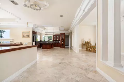 Entry Way - 14215 Killarney Dr, Madera, CA 93636 photo 5 of 13