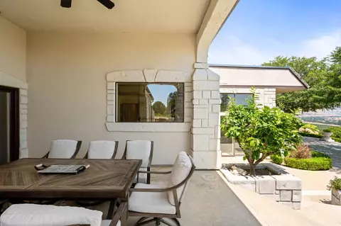 Exterior - 14215 Killarney Dr, Madera, CA 93636 photo 5 of 19