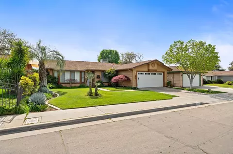 5201 W Griffith Way, Fresno, CA 93722