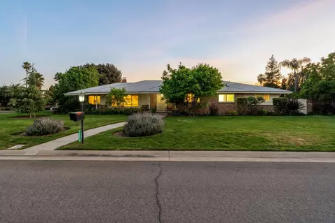 5890 E Dwight Way, Fresno, CA 93727