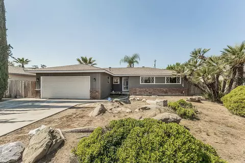 1375 S Cyrier Ave, Reedley, CA 93654