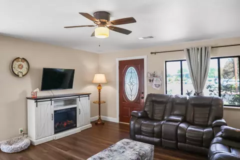 Other - 560 W Stuart Ave, Clovis, CA 93612 photo 2 of 4