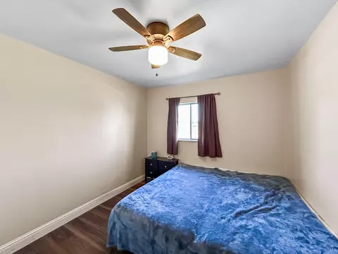 Bedroom - 560 W Stuart Ave, Clovis, CA 93612 photo 5 of 6