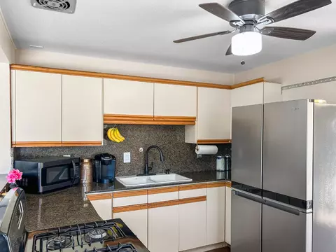 Kitchen - 560 W Stuart Ave, Clovis, CA 93612 photo 2 of 2