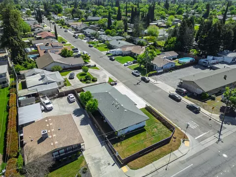 View/Area - 27 Emerald Dr, Merced, CA 95340 photo 5 of 9