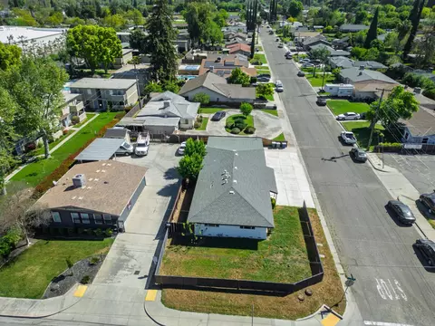 View/Area - 27 Emerald Dr, Merced, CA 95340 photo 4 of 9