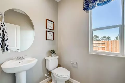1001 Lucia Ave, Fowler, CA 93625 photo 10
