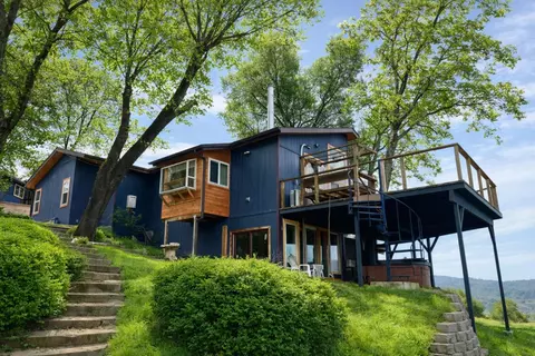 51571 Coyote Ridge Rd, Oakhurst, CA 93644