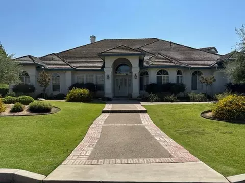 4167 W Fallon Ave, Fresno, CA 93722