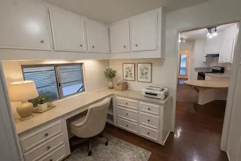 2706 W Ashlan #223, Fresno, CA 93705