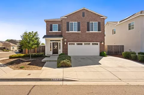 4172 Rialto Ave, Clovis, CA 93619