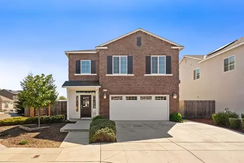 4172 Rialto Ave, Clovis, CA 93619