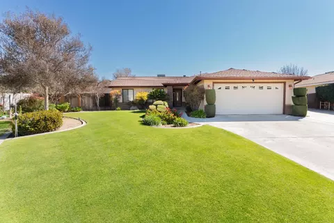 10200 Wayland Ct, Bakersfield, CA 93312