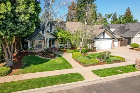 8315 N 4th St, Fresno, CA 93720