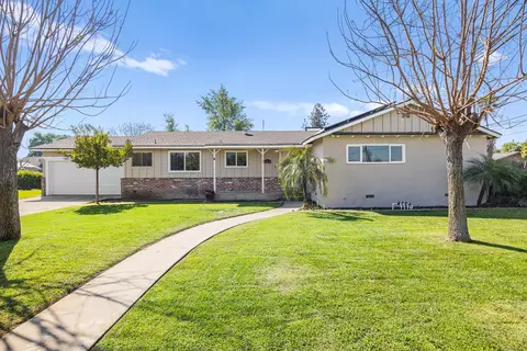 683 N Villa Ave, Dinuba, CA 93618
