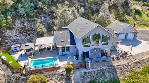 42038 Empty Crk, Oakhurst, CA 93644