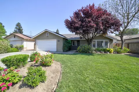 5438 W Sample Ave, Fresno, CA 93722