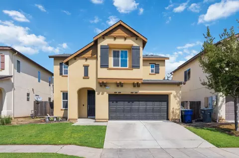 7374 E Giavanna Ave, Fresno, CA 93737