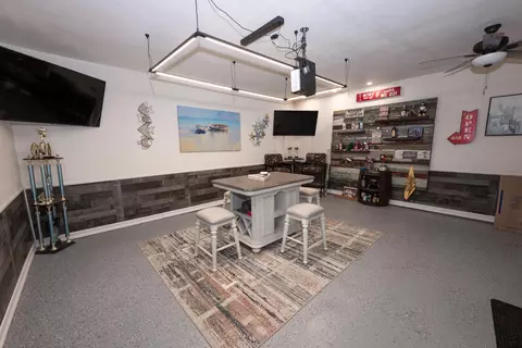 Other - 2064 Ashlan Ave, Clovis, CA 93611 photo 4 of 9