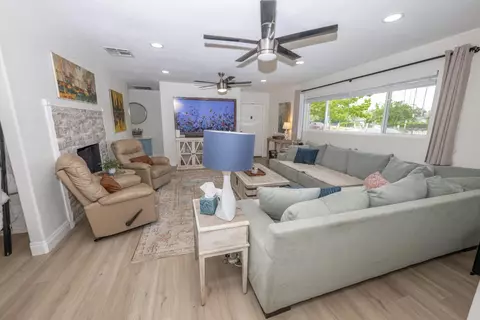 Living - 2064 Ashlan Ave, Clovis, CA 93611 photo 3 of 3