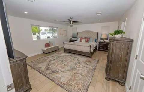 Bedroom - 2064 Ashlan Ave, Clovis, CA 93611 photo 1 of 4