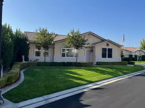 812 Via Rosa, Los Banos, CA 93635