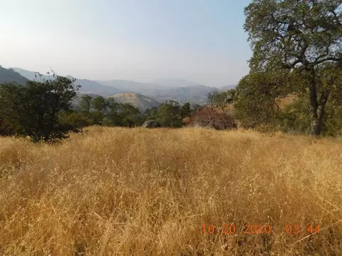 0 Iris Rd, Yokuts Valley, CA 93675