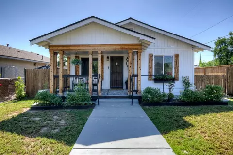 601 I St, Sanger, CA 93657