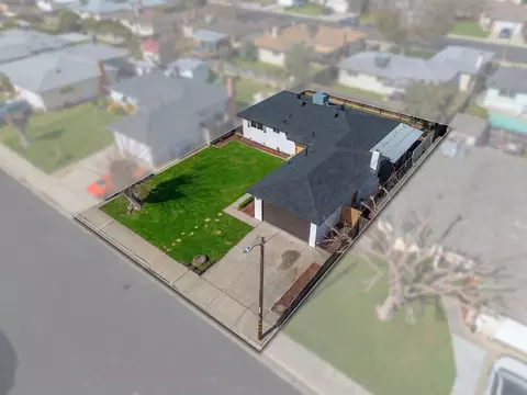 View/Area - 505 W Pico Ave, Clovis, CA 93612 photo 2 of 6