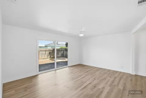 Living - 505 W Pico Ave, Clovis, CA 93612 photo 2 of 5