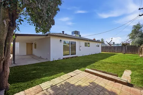 Exterior - 505 W Pico Ave, Clovis, CA 93612 photo 2 of 5