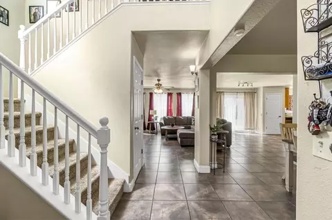 Entry Way - 1050 Monterey St, Madera, CA 93637 photo 1 of 5