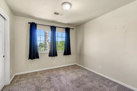 Bedroom - 1050 Monterey St, Madera, CA 93637 photo 4 of 8