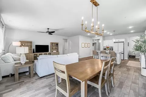 Dining - 968 Pinnacle Dr W, Madera, CA 93636 photo 2 of 2