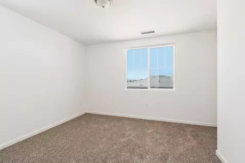 Bedroom - 1258 Talus Way S, Madera, CA 93636 photo 3 of 4