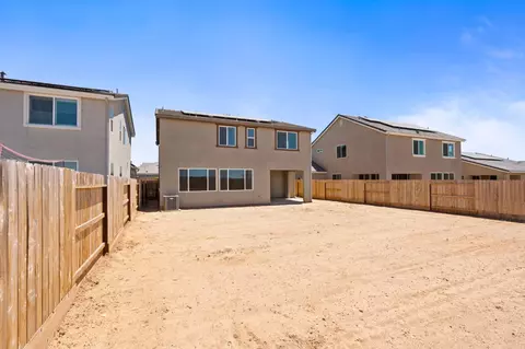 Exterior - 1258 Talus Way S, Madera, CA 93636 photo 4 of 9