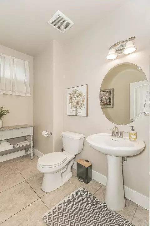 Bath - 3883 Keats, Clovis, CA 93619 photo 1 of 7