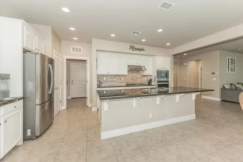 Kitchen - 3883 Keats, Clovis, CA 93619 photo 5 of 7