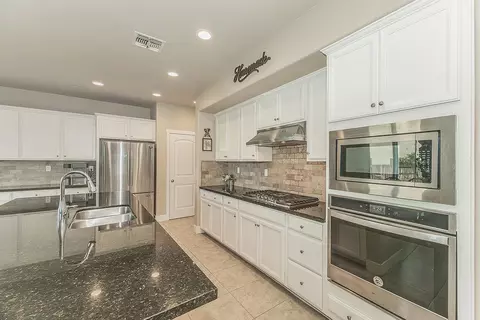 Kitchen - 3883 Keats, Clovis, CA 93619 photo 2 of 7
