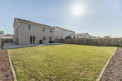 Exterior - 3883 Keats, Clovis, CA 93619 photo 8 of 12
