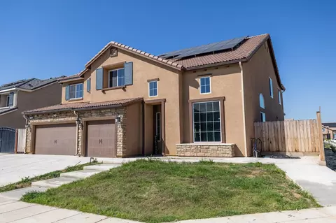 Exterior - 4103 Keats Ave, Clovis, CA 93619 photo 4 of 12
