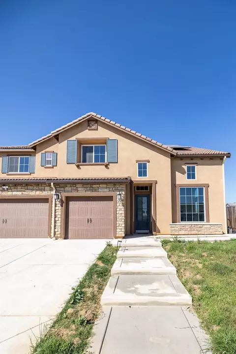 Exterior - 4103 Keats Ave, Clovis, CA 93619 photo 6 of 12