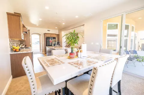 Dining - 4103 Keats Ave, Clovis, CA 93619 photo 3 of 3