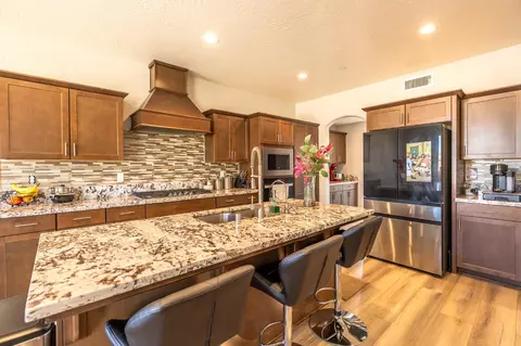 Kitchen - 4103 Keats Ave, Clovis, CA 93619 photo 1 of 7